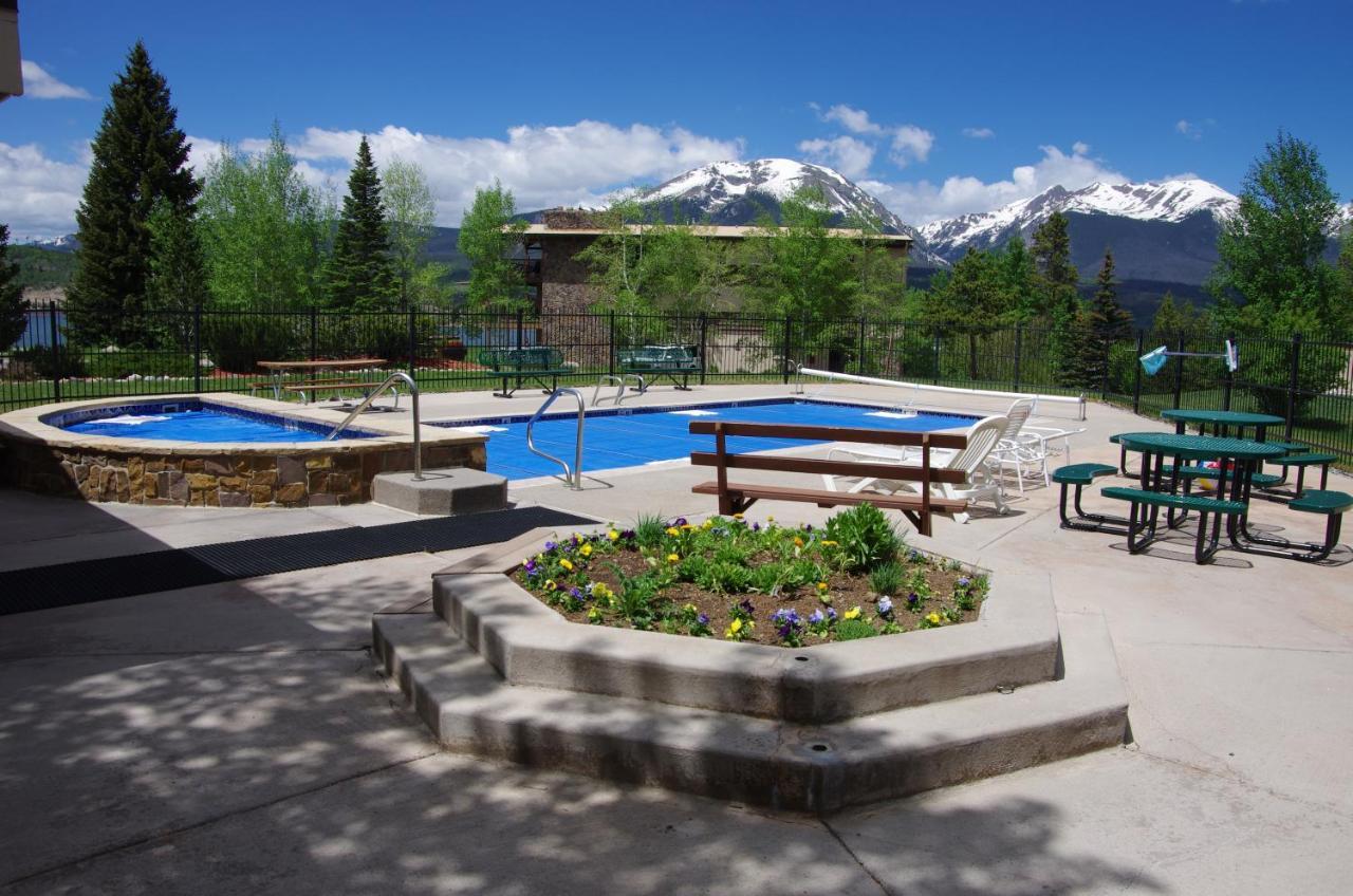 Scenic Dillon Condo With Hot Tub And Mountain Views! Exterior photo