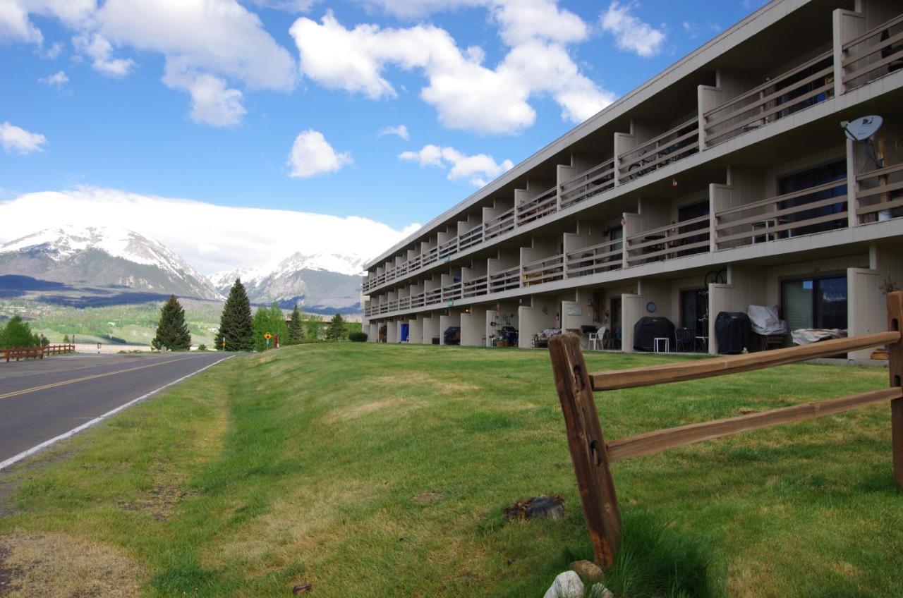 Scenic Dillon Condo With Hot Tub And Mountain Views! Exterior photo